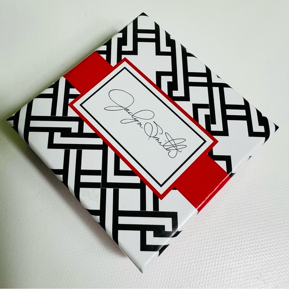 Jaclyn Smith rhinestone hummingbird brooch - Picture 3 of 3